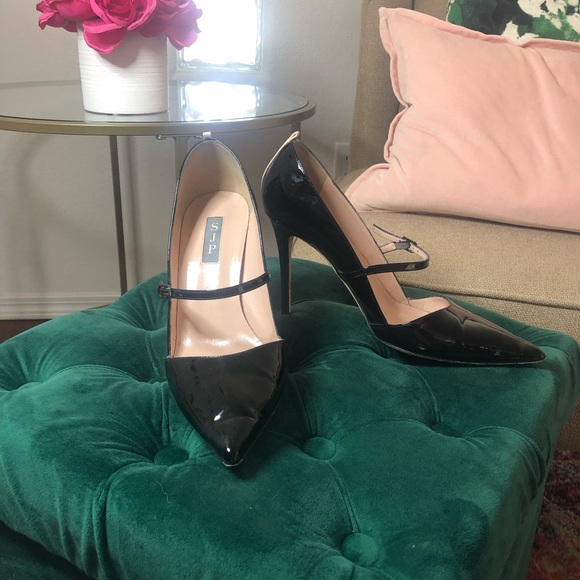SJP by Sarah Jessica Parker Shoes - Sarah Jessica Parker - black patent Mary Janes SJP by Sarah Jessica Parker Shoes - Sarah Jessica Parker - black patent Mary Janes